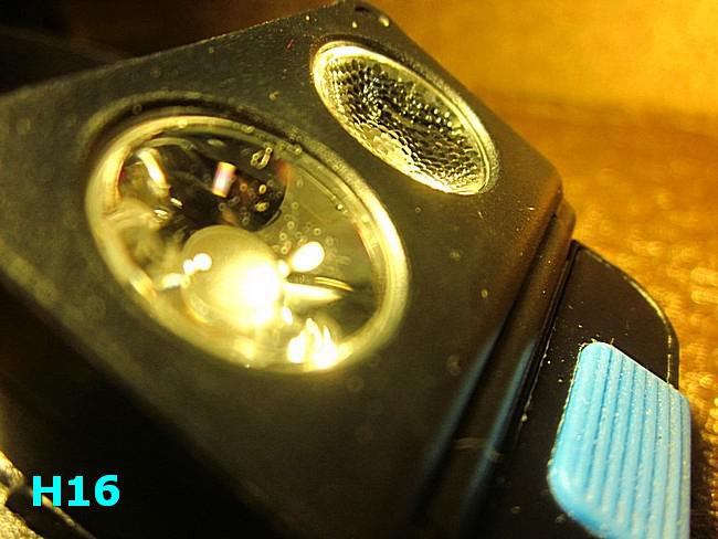 2018新年度的开始,OLIGHT推出全新的轻量化头灯 H16,新款头灯不只针对「运动时使用」, 尽可能的在日常生活与户外休闲,只要有照明需求,H16都能随时登场照明. 盒内物件: H16头灯总成( 头都带,电池盒 ,连结线缆 ,固定线缆扣环 ) . USB充电线组 , 说明书. H16特点: LED : CREE XP-G3 CW 6000~6500K .